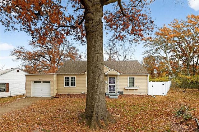 5615 Oakland Avenue, Kansas City, MO 64129