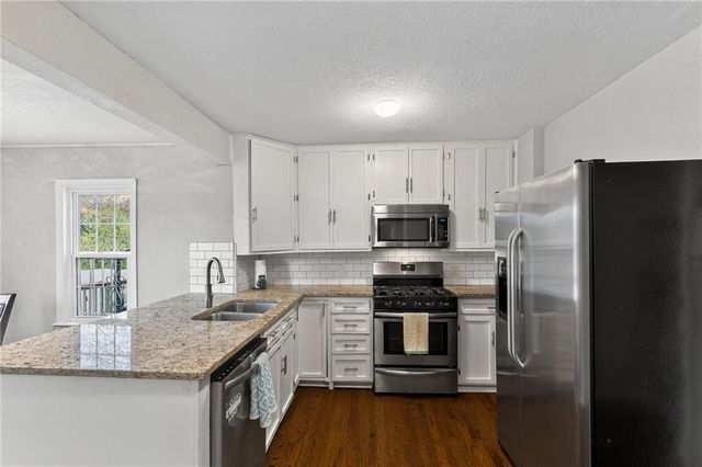 5615 Oakland Avenue, Kansas City, MO 64129