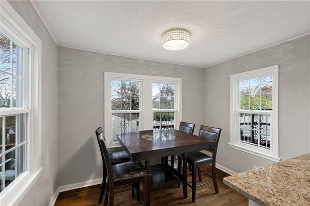 5615 Oakland Avenue, Kansas City, MO 64129