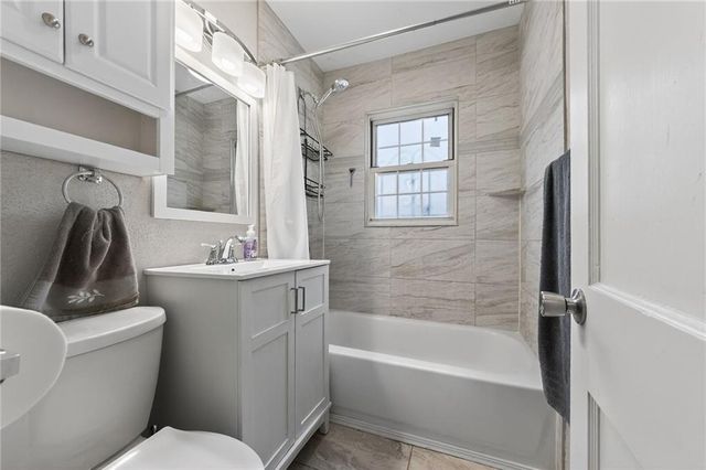 5615 Oakland Avenue, Kansas City, MO 64129