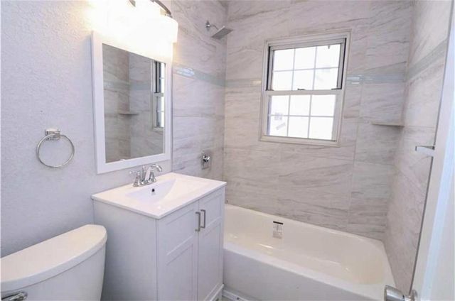 5615 Oakland Avenue, Kansas City, MO 64129