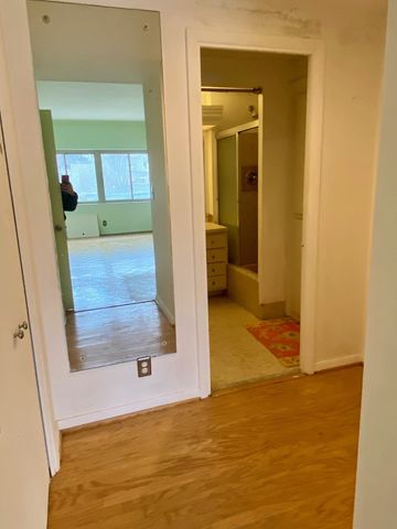 4200 West End Ave Apt 411, Nashville, TN 37205