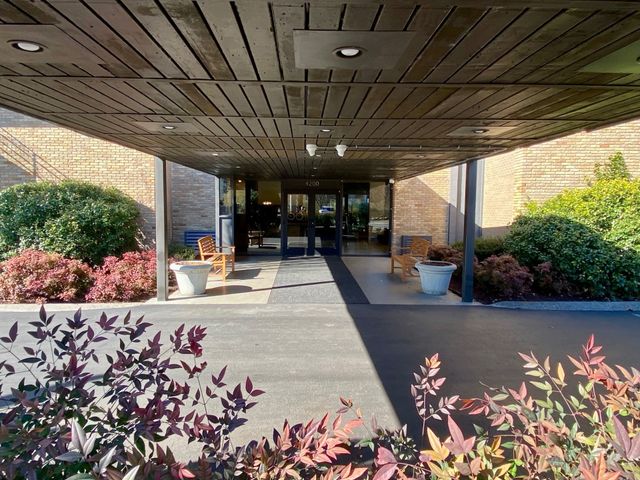 4200 West End Ave Apt 411, Nashville, TN 37205