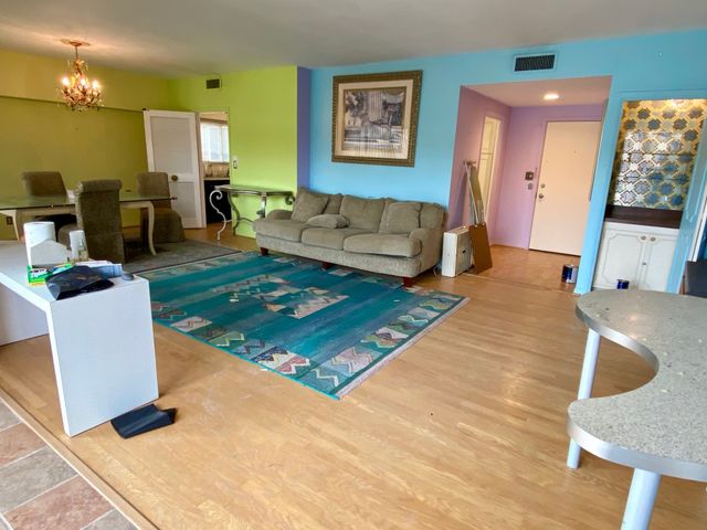 4200 West End Ave Apt 411, Nashville, TN 37205