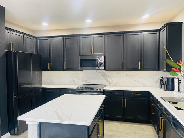 516 Angela Lane, Euless, TX 76039