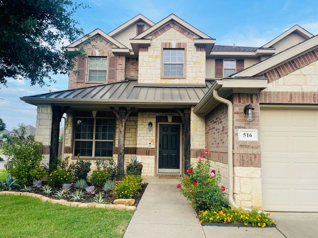 516 Angela Lane, Euless, TX 76039