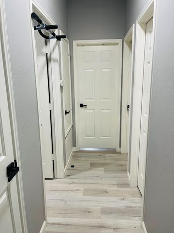 516 Angela Lane, Euless, TX 76039