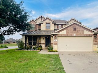 516 Angela Lane, Euless, TX 76039