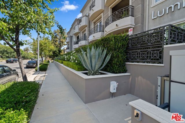 4424 Whitsett Avenue 303, Studio City (los Angeles), CA 91604