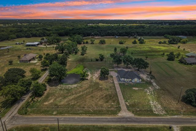 10435 County Road 2462, Terrell, TX 75160