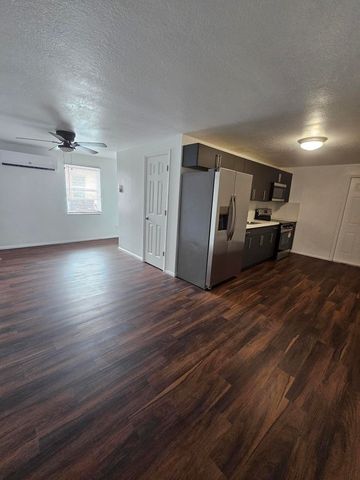 148 W 14th Street 2, Riviera Beach, FL 33404