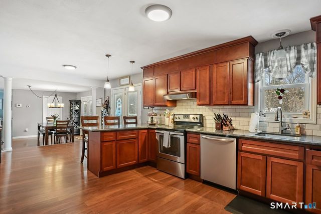 17 Forestview Drive, Wolcott, CT 06716