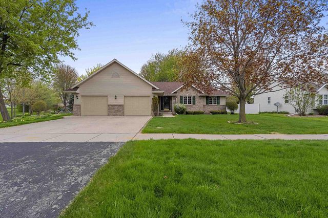2298 LOST DAUPHIN ROAD, De Pere, WI 54115