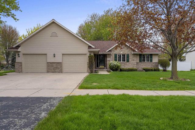 2298 LOST DAUPHIN ROAD, De Pere, WI 54115