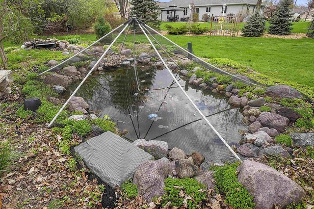 2298 LOST DAUPHIN ROAD, De Pere, WI 54115