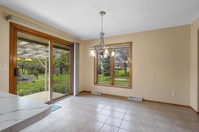 2298 LOST DAUPHIN ROAD, De Pere, WI 54115