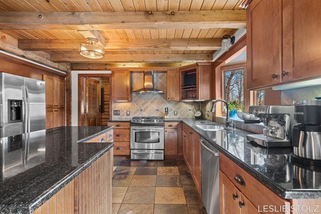 8835 Vergennes Street Se, Ada Twp, MI 49301