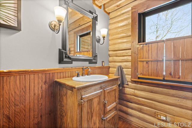 8835 Vergennes Street Se, Ada Twp, MI 49301