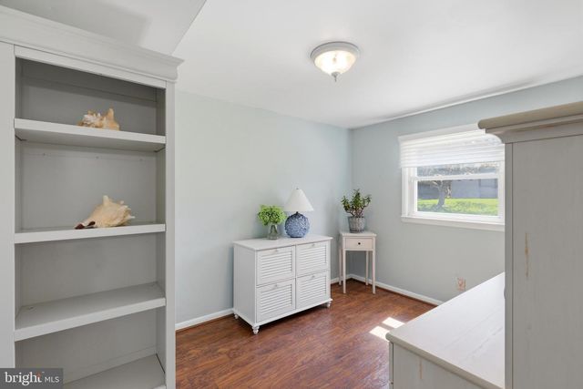 26 WOOD LN, Malvern, PA 19355