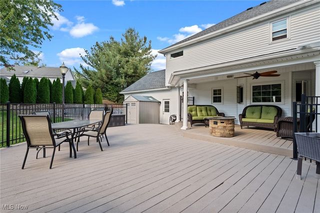 71 Steeplechase Lane, Munroe Falls, OH 44262