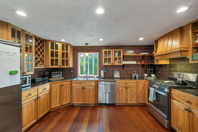 80 Sunset Drive, Belmont, NH 03220