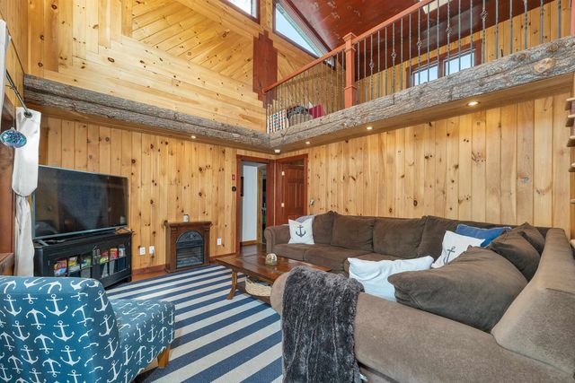 80 Sunset Drive, Belmont, NH 03220