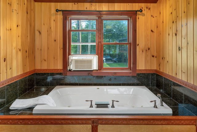 80 Sunset Drive, Belmont, NH 03220