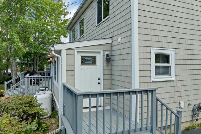 80 Sunset Drive, Belmont, NH 03220
