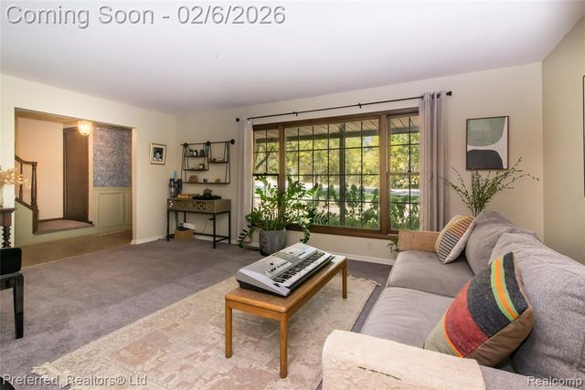 46701 N Territorial Road, Plymouth, MI 48170