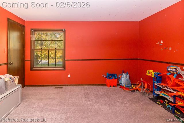 46701 N Territorial Road, Plymouth, MI 48170