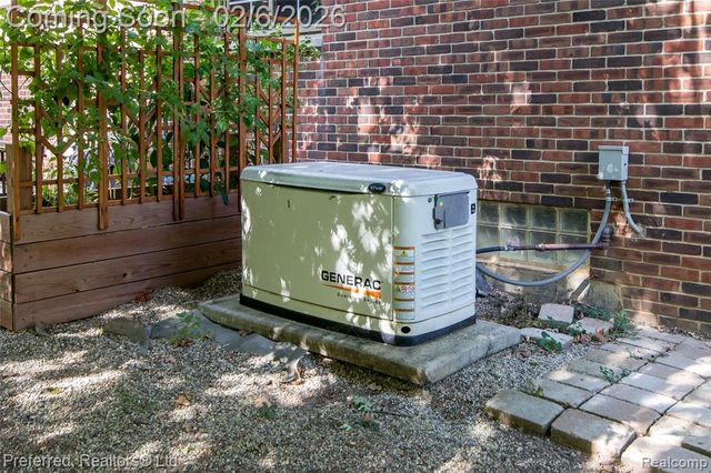 46701 N Territorial Road, Plymouth, MI 48170