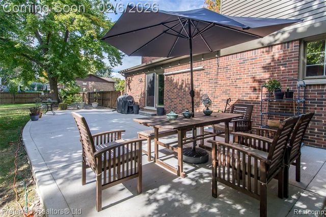 46701 N Territorial Road, Plymouth, MI 48170