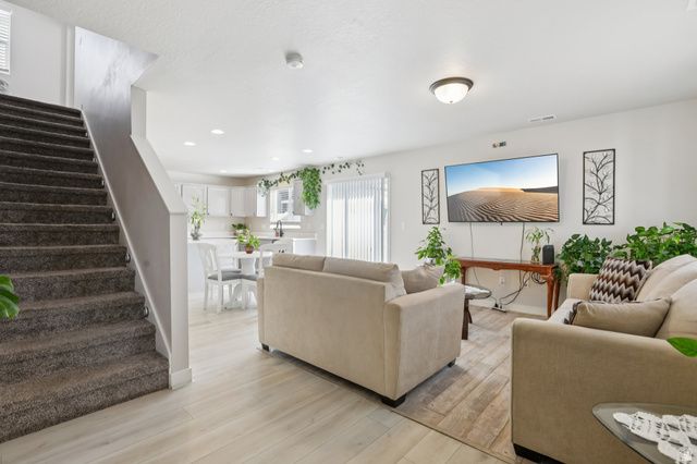 2919 W 3885 S, West Haven, UT 84401