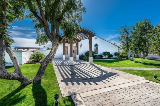 69322 Las Begonias, Cathedral City, CA 92234