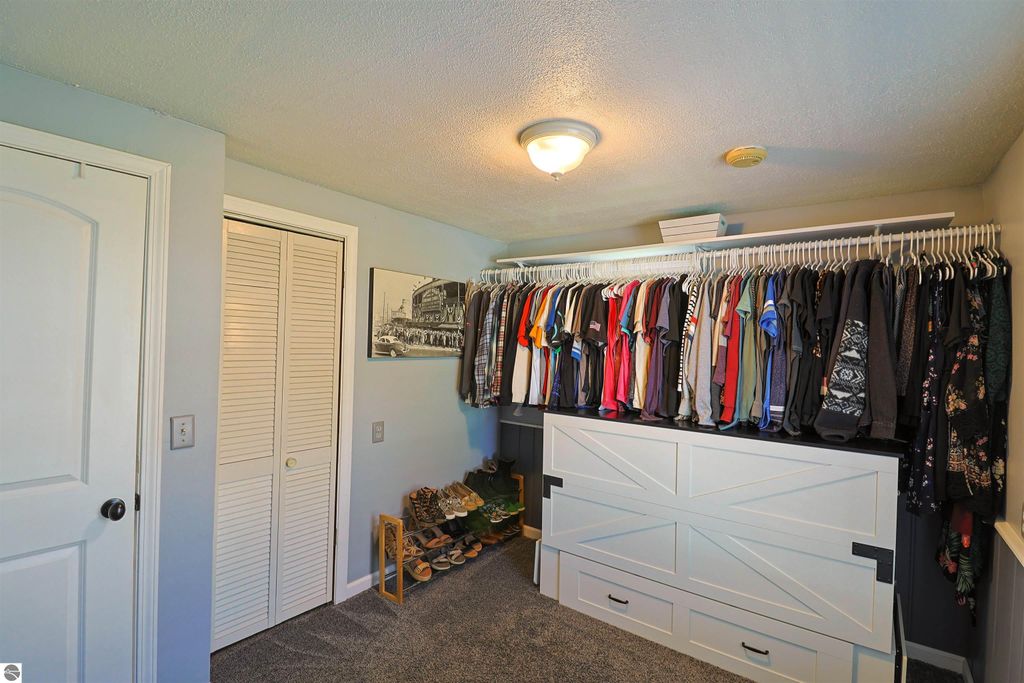 Image 13 of property listing at 309 N 2nd Street, Shepherd, MI 48883