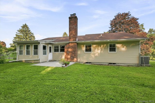 14 Pond Hill Avenue, Warwick, NY 10990