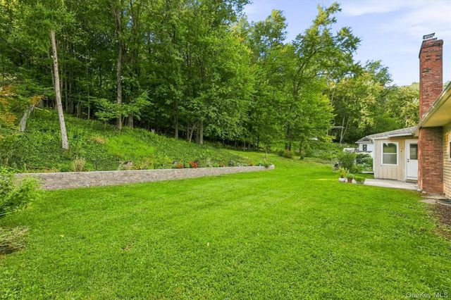 14 Pond Hill Avenue, Warwick, NY 10990
