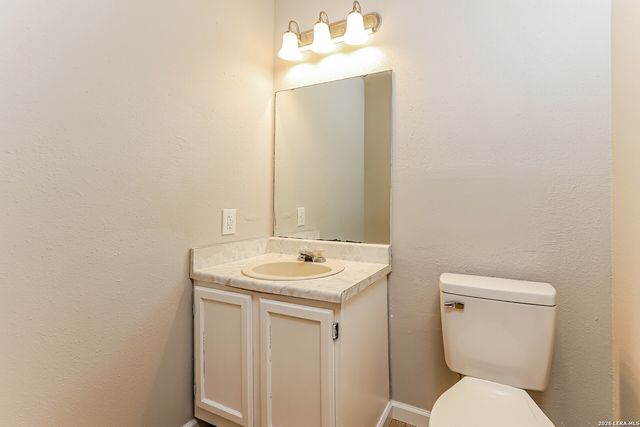 7802 Richard Frank Way Apt 2, San Antonio, TX 78240