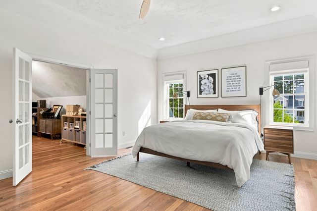 2 Edward Dr, Littleton, MA 01460