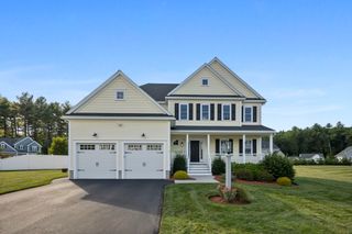 2 Edward Dr, Littleton, MA 01460