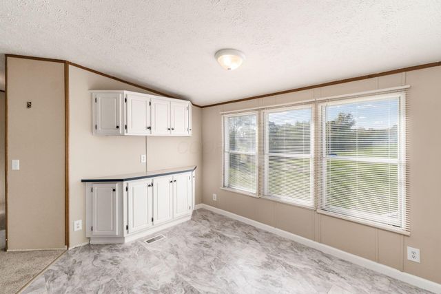 2185 Maureen Boulevard S, Obetz, OH 43207