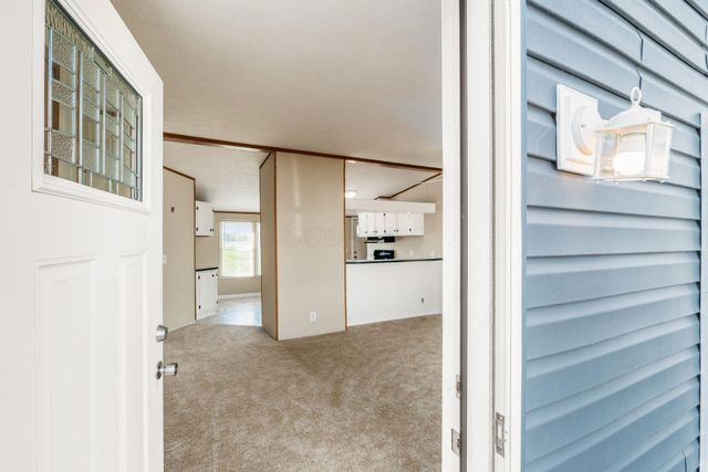 2185 Maureen Boulevard S, Obetz, OH 43207