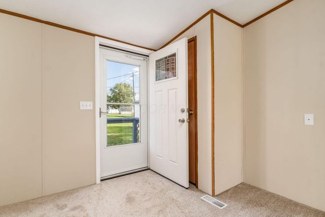 2185 Maureen Boulevard S, Obetz, OH 43207