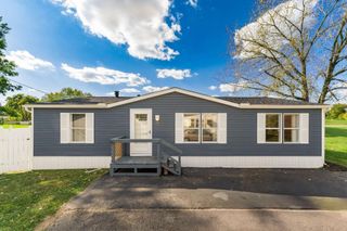 2185 Maureen Boulevard S, Obetz, OH 43207