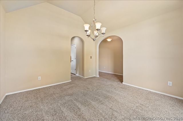 2102 W H. Street, Jenks, OK 74037