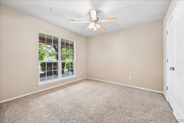 2102 W H. Street, Jenks, OK 74037