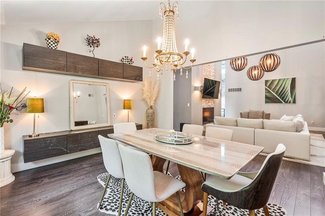 6130 Hodges Drive, Mission, KS 66205