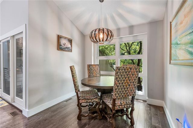 6130 Hodges Drive, Mission, KS 66205