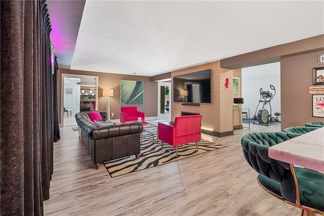 6130 Hodges Drive, Mission, KS 66205