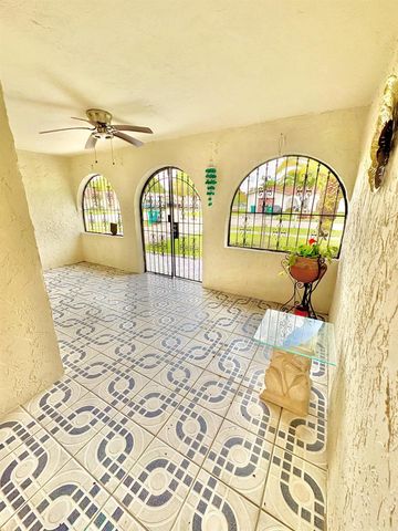 10774 SW 175th Terrace, Miami, FL 33157